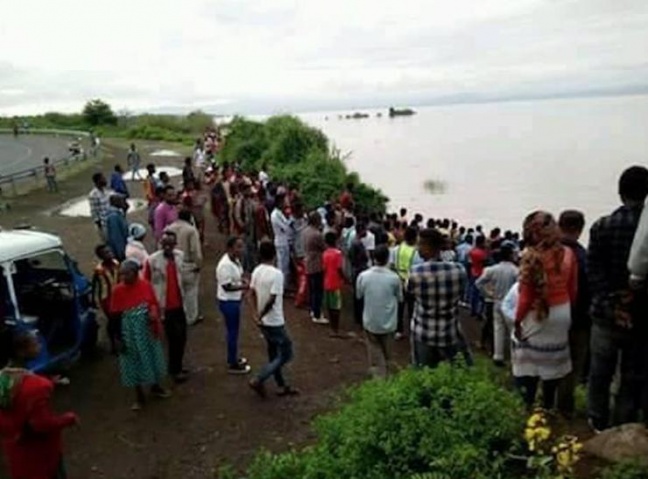 Crocodilo mata pastor durante batismo em lago